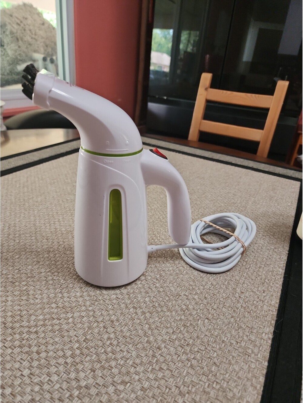 Garment Steamer For Clothes Green OGH-HL6 240ml Portable Travel Steamer (120V)